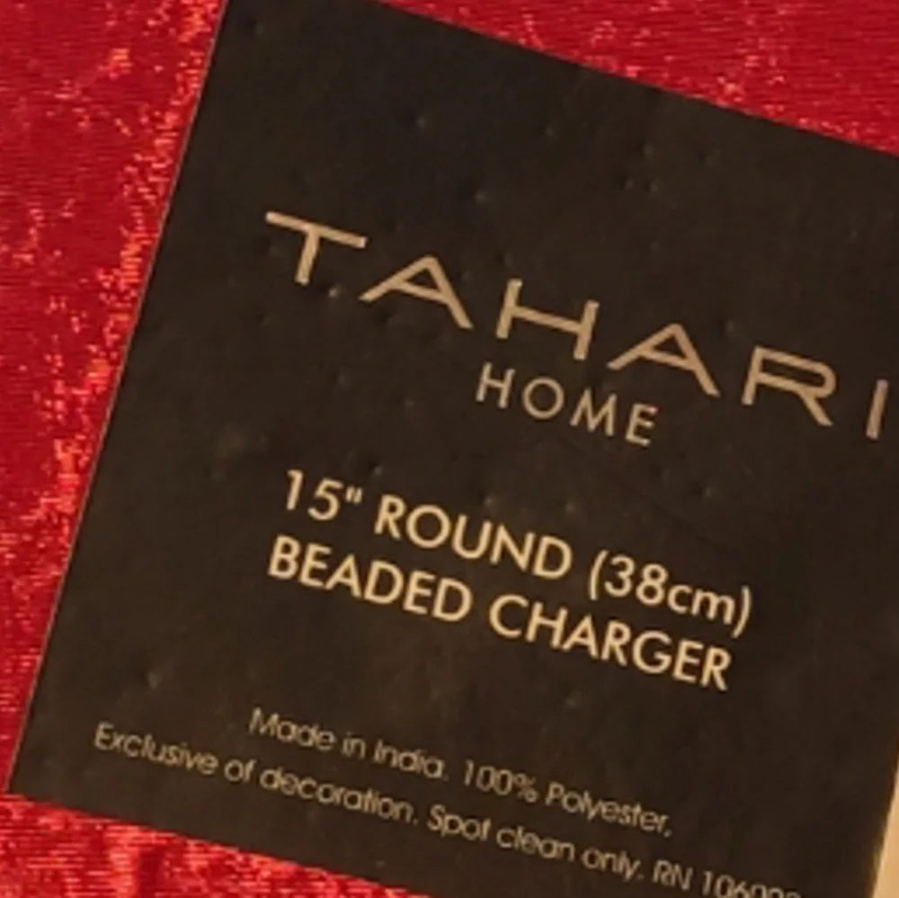 4 TAHARI Vampire Red Jeweled Glass Beaded Charger Placemats 15” Round NEW